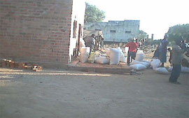 Informal cross border trade near the Zambia/Mozambique border at Chikalawa in Zambia, one of the new monitoring points.